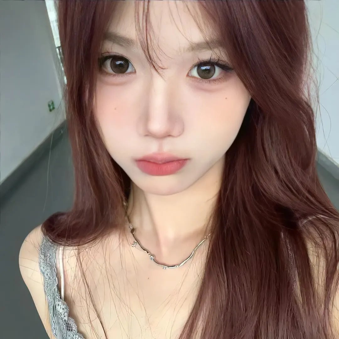 艾蜜莉·布莱尔的秘密